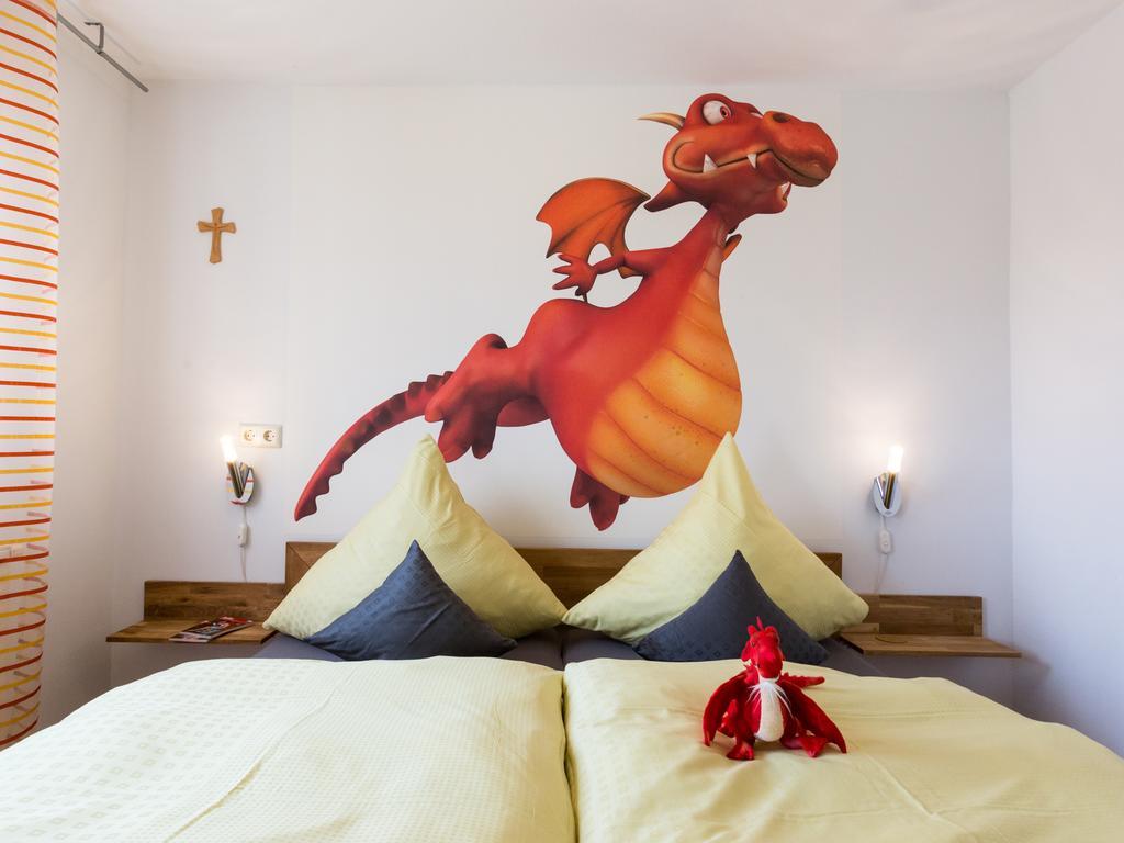 Living Timeless - Ruster Drachennest - Europa Park Luaran gambar